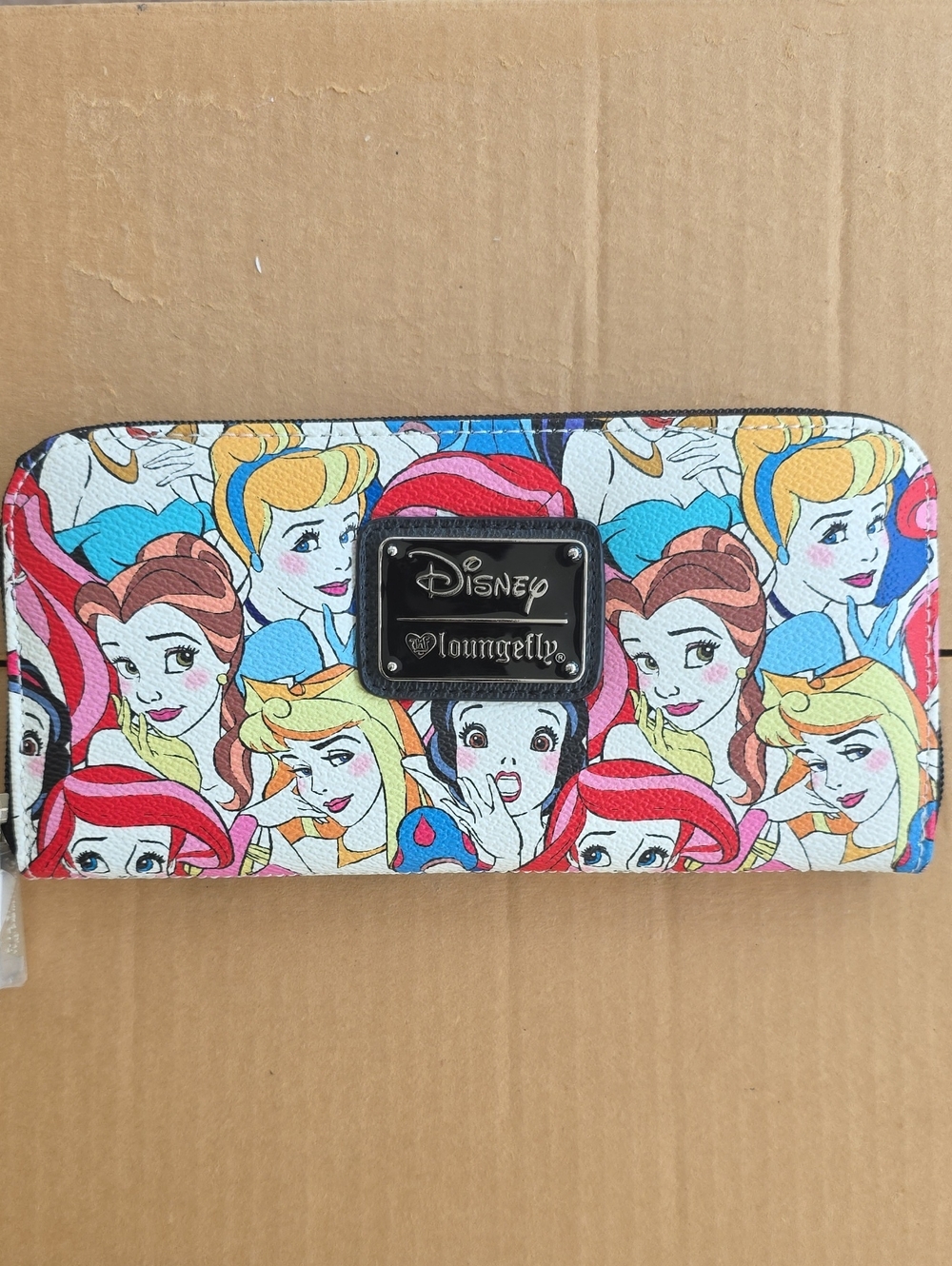 LOUNGEFLY DISNEY PRINCESS ACCORDIAN WALLET (NWOT) (2017)